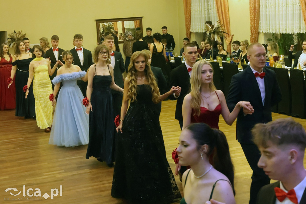 Studniówka Powiatowego Zespołu Szkół w Chojnowie