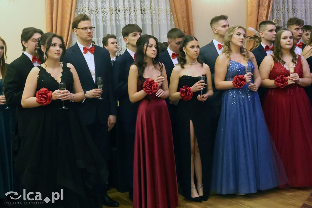 Studniówka Powiatowego Zespołu Szkół w Chojnowie