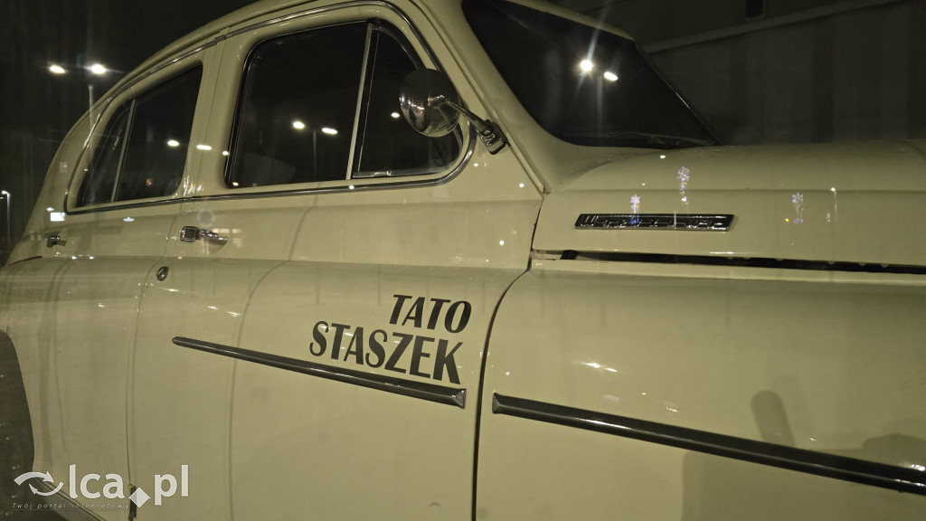 Drezyna Warszawa M20 na placu Słowiańskim