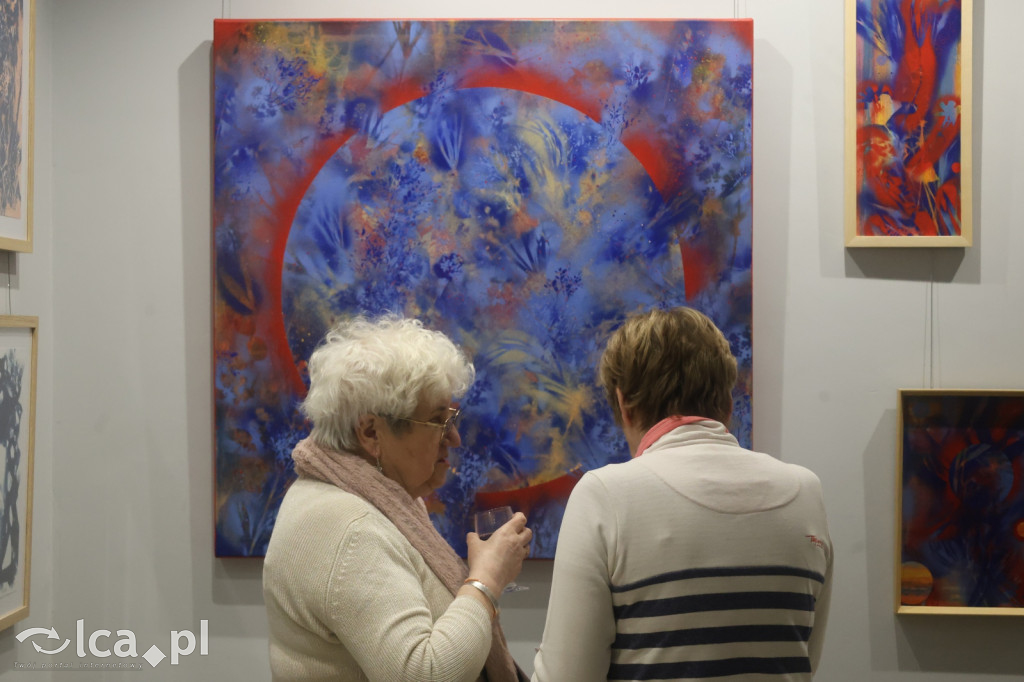 Magia światła i luster w legnickiej galerii