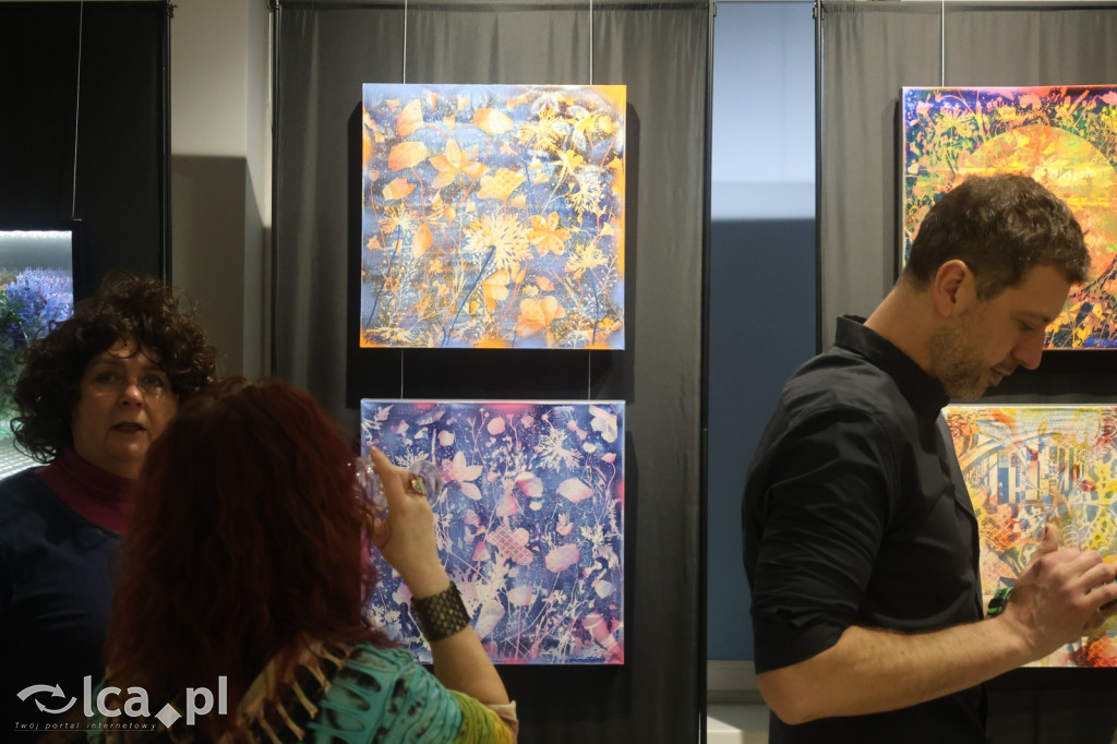 Magia światła i luster w legnickiej galerii