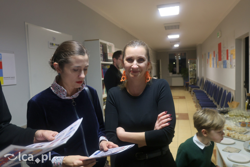 Magia światła i luster w legnickiej galerii