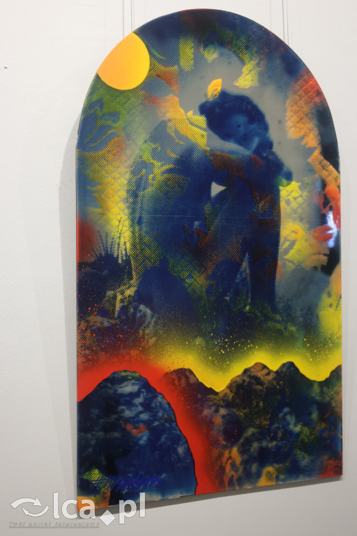 Magia światła i luster w legnickiej galerii