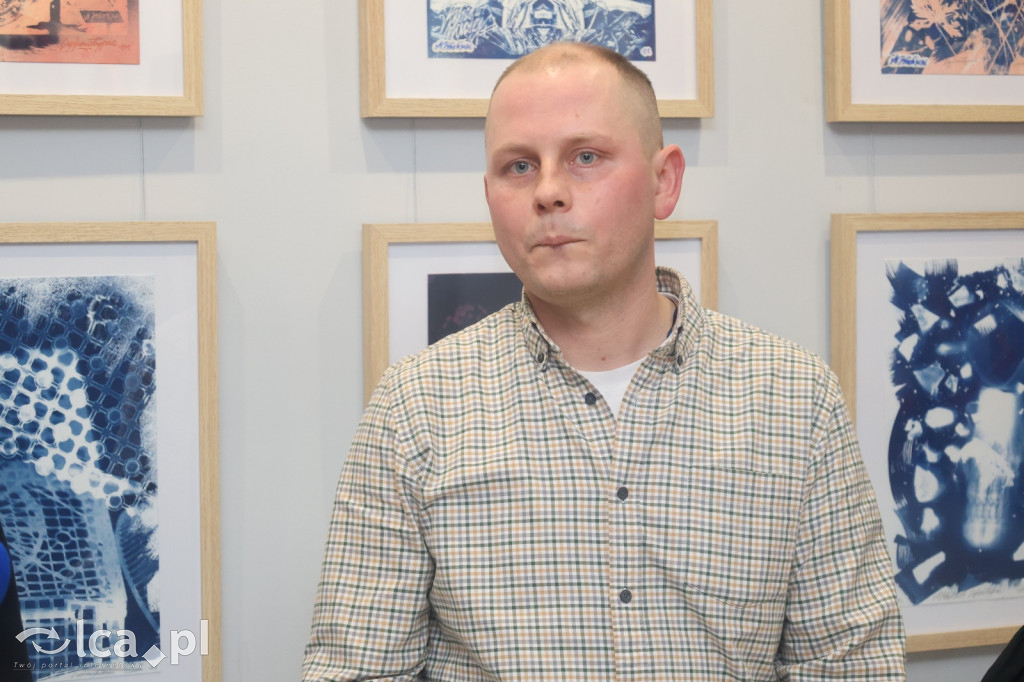 Magia światła i luster w legnickiej galerii