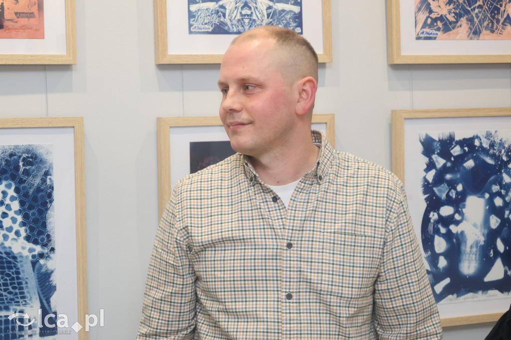 Magia światła i luster w legnickiej galerii