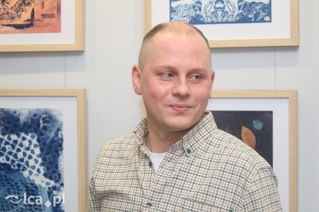 Magia światła i luster w legnickiej galerii