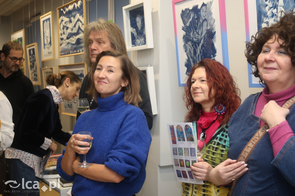 Magia światła i luster w legnickiej galerii