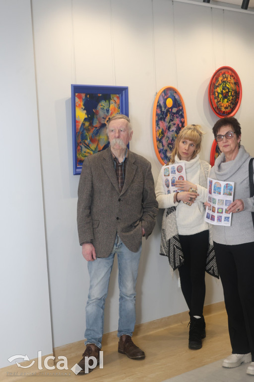 Magia światła i luster w legnickiej galerii