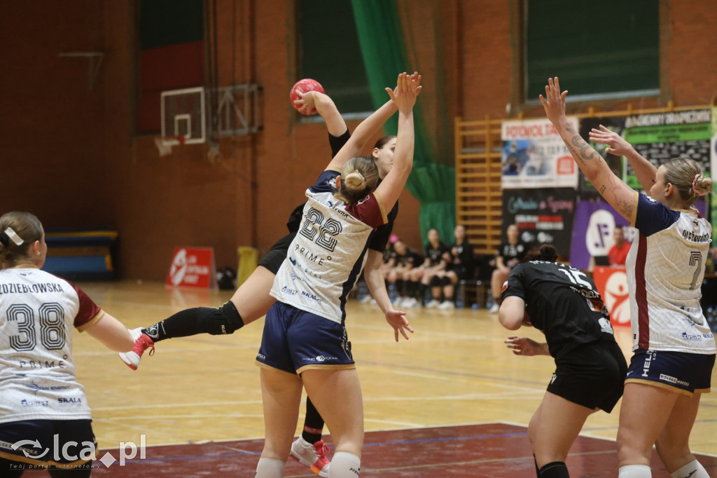 Dziewiątka Legnica pokonuje Pogoń Szczecin
