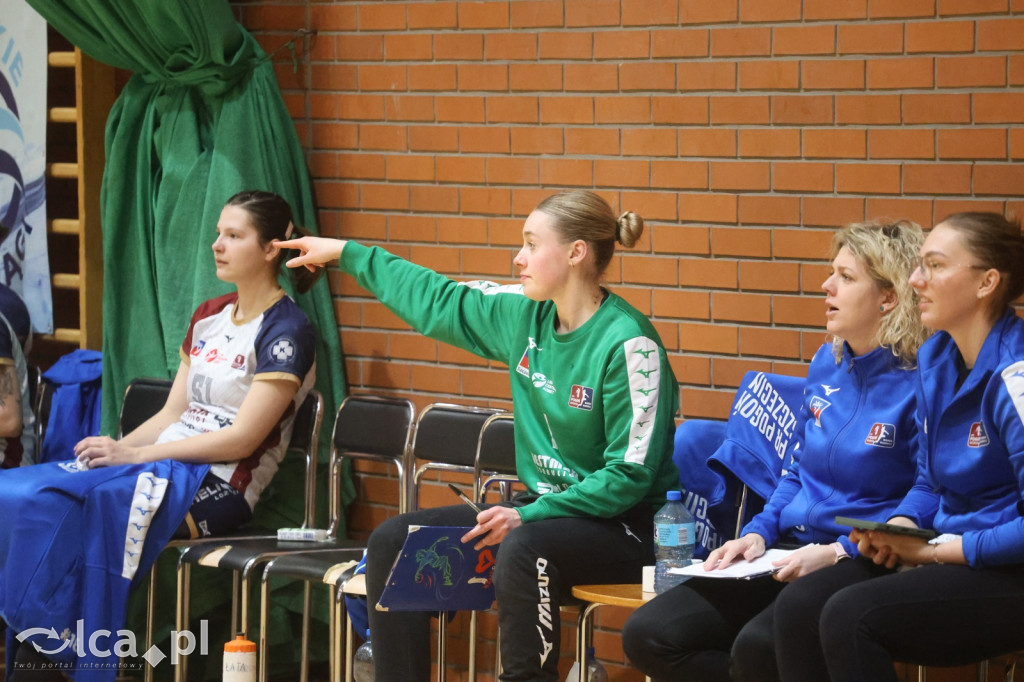 Dziewiątka Legnica pokonuje Pogoń Szczecin