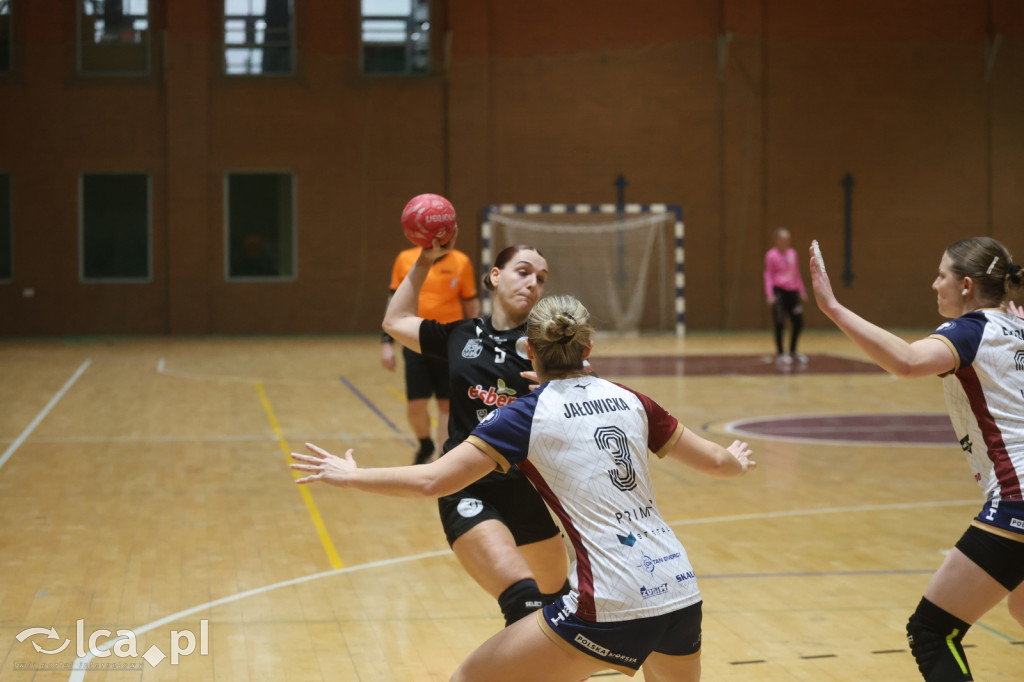 Dziewiątka Legnica pokonuje Pogoń Szczecin