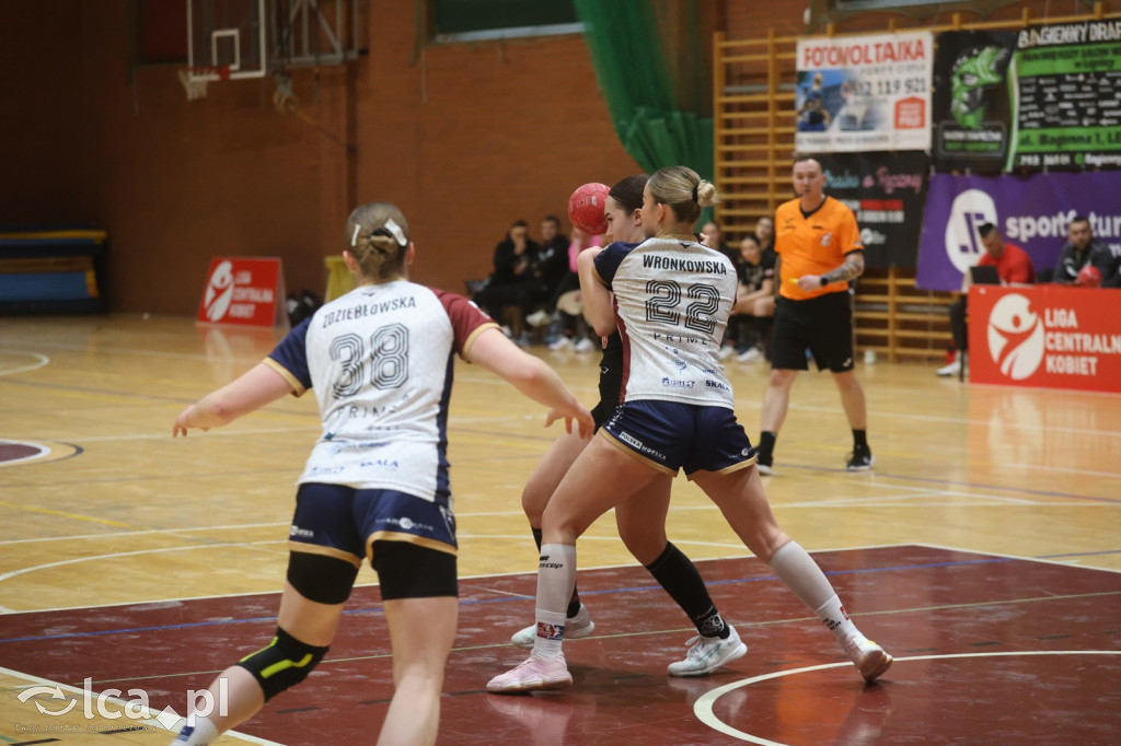 Dziewiątka Legnica pokonuje Pogoń Szczecin