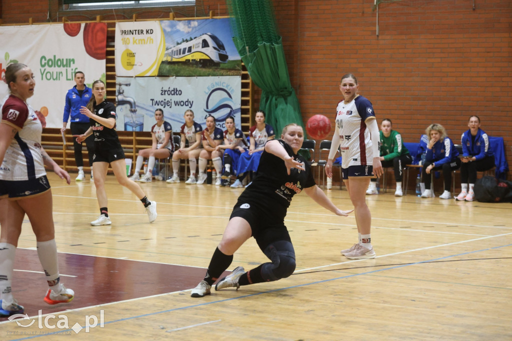 Dziewiątka Legnica pokonuje Pogoń Szczecin