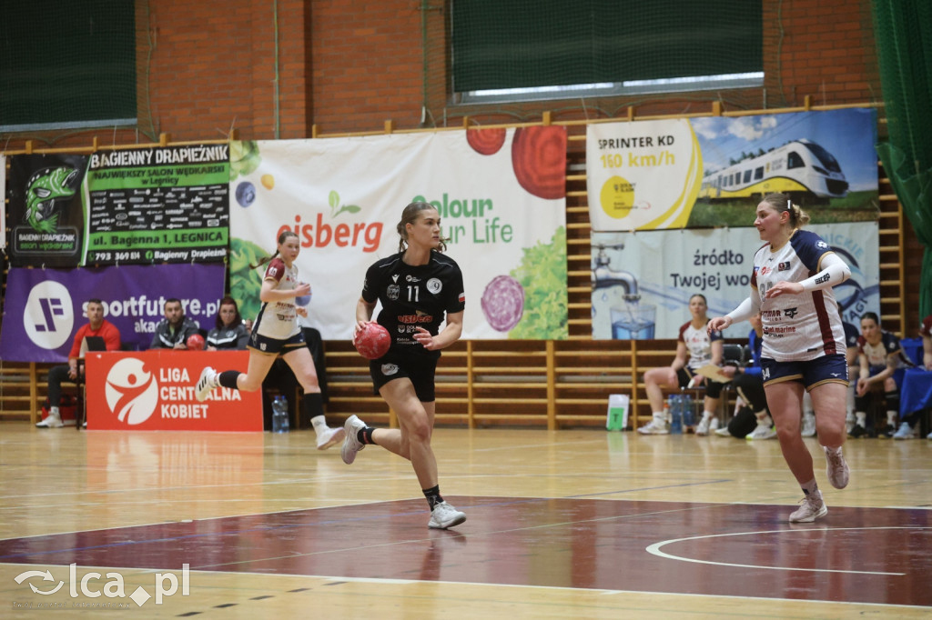 Dziewiątka Legnica pokonuje Pogoń Szczecin