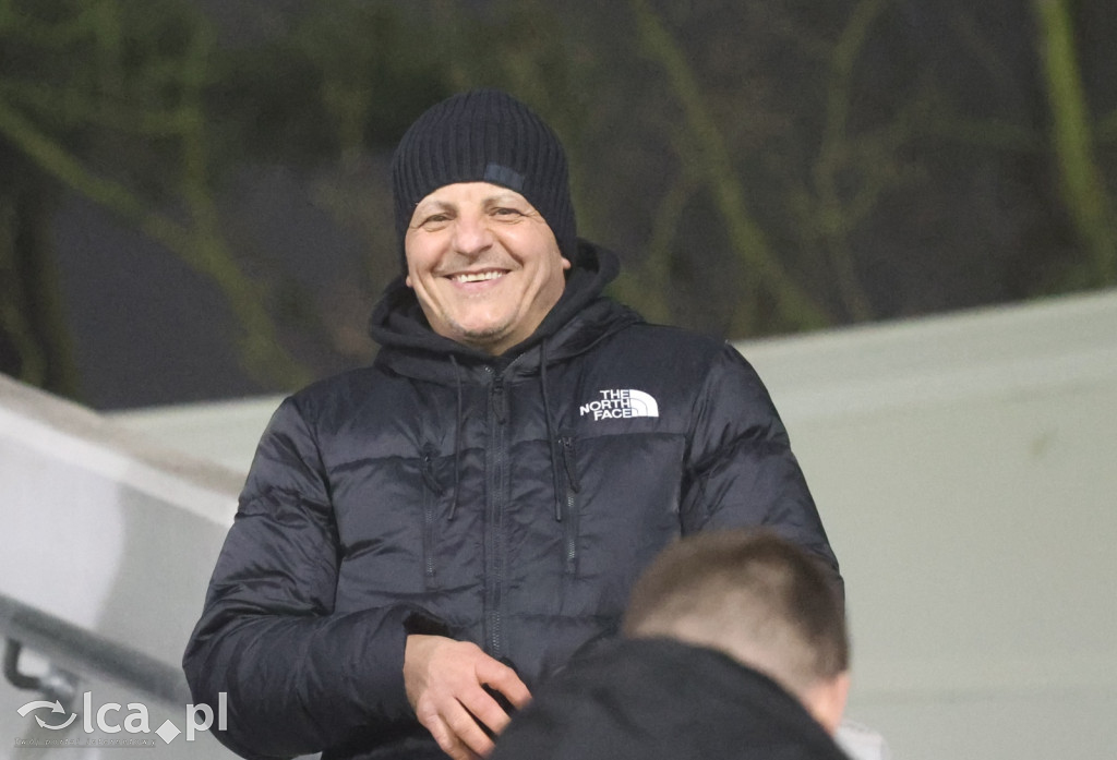 Kibice na meczu otwarcia wiosny w Legnicy