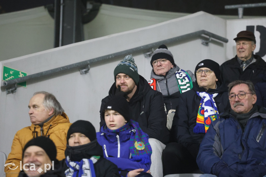 Kibice na meczu otwarcia wiosny w Legnicy