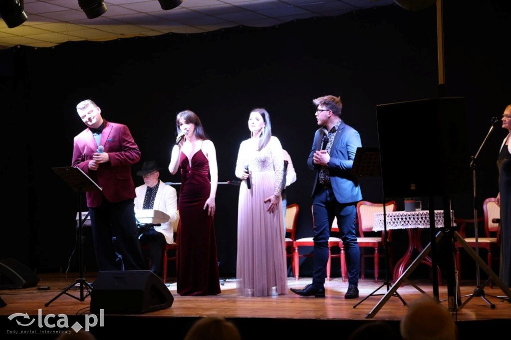 Koncert „Pod niebem Paryża”