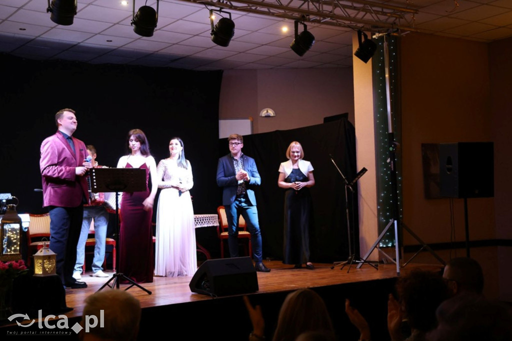 Koncert „Pod niebem Paryża”