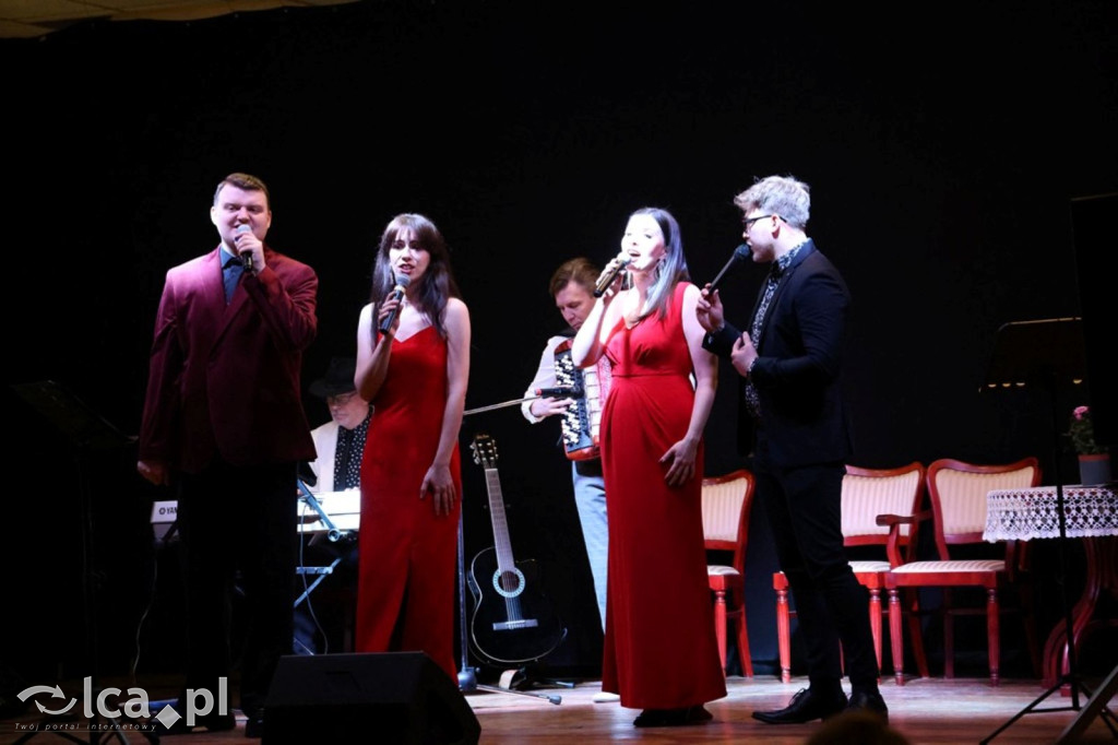 Koncert „Pod niebem Paryża”