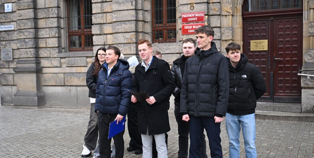 Hejt po wpisach radnych. Młodzi protestują