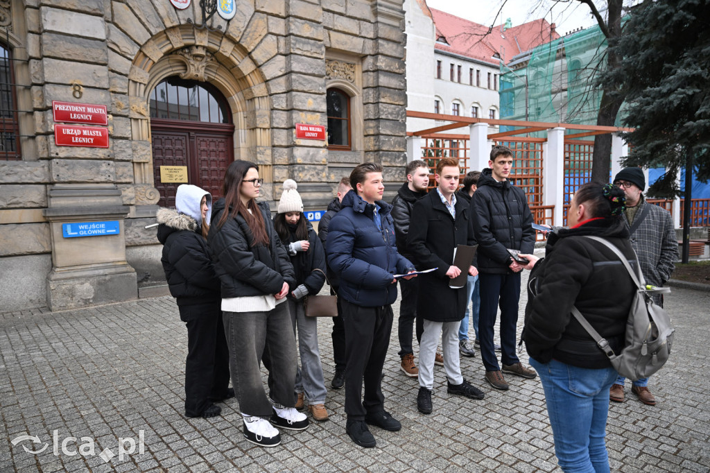 Hejt po wpisach radnych. Młodzi protestują