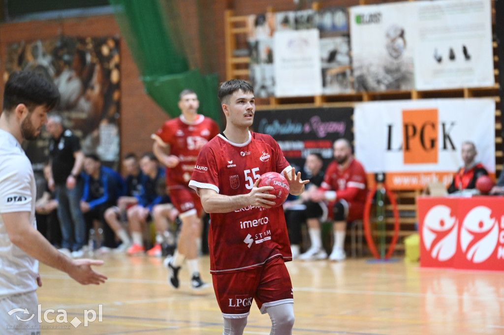 Derby pełne serce. Siódemka przegrywa