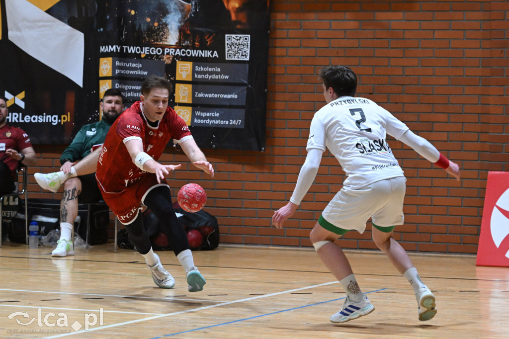 Derby pełne serce. Siódemka przegrywa