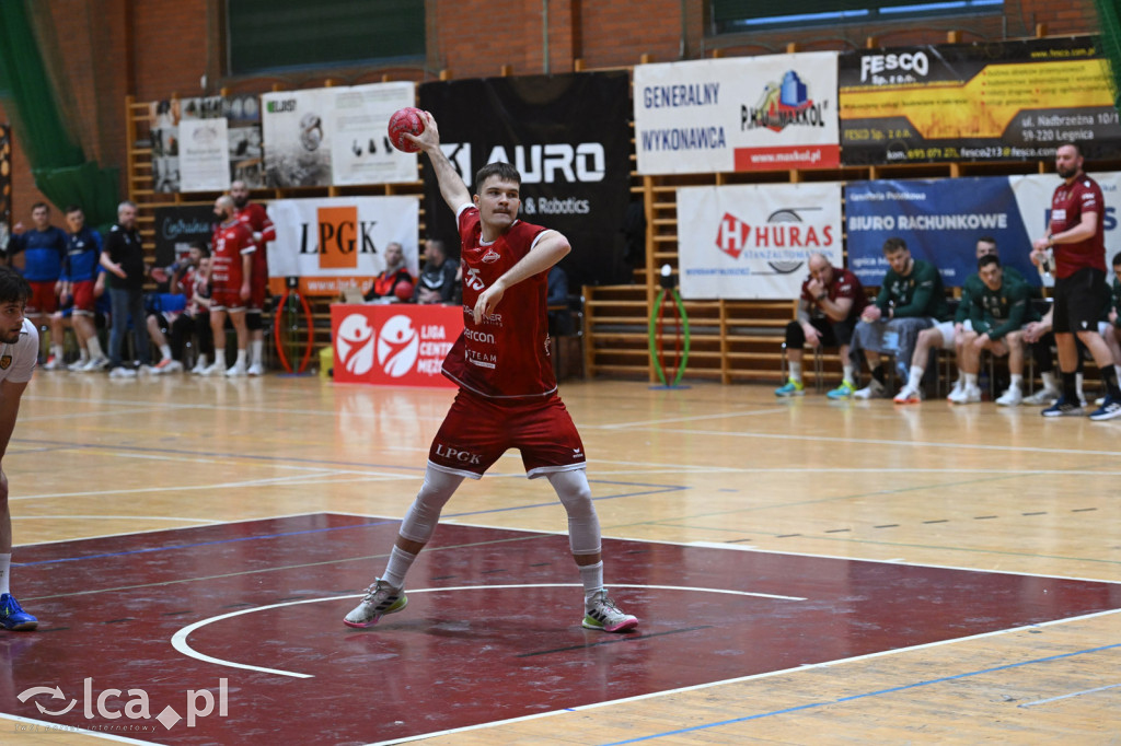 Derby pełne serce. Siódemka przegrywa