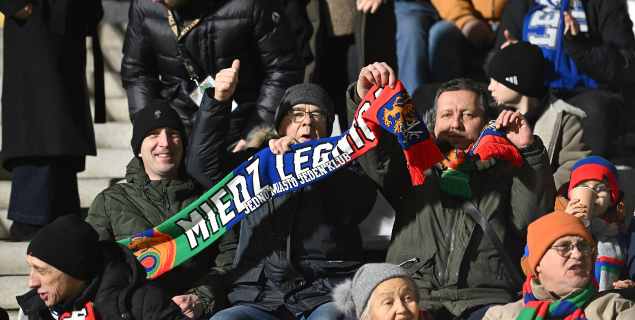 Kibice na meczu Miedź Legnica - Chrobry Głogów