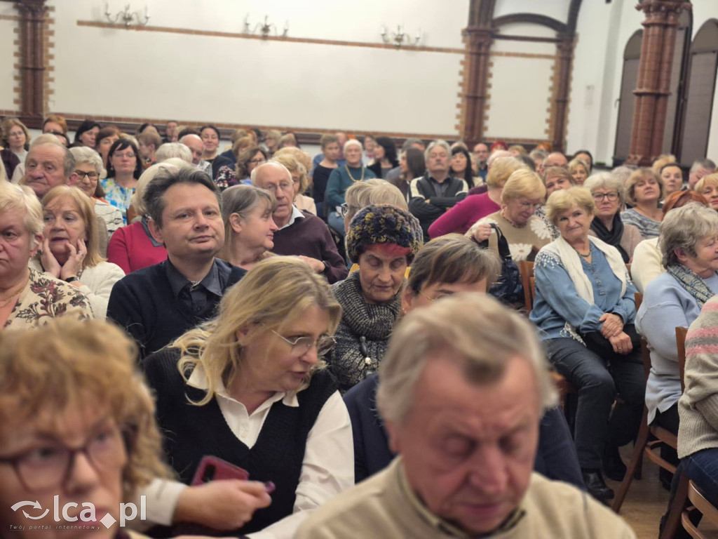 Maria Pakulnis gościła w bibliotece