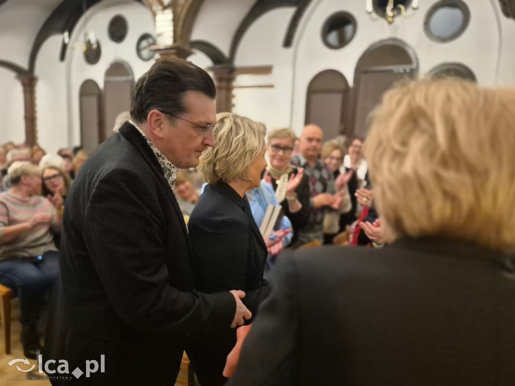 Maria Pakulnis gościła w bibliotece