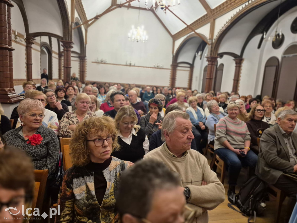 Maria Pakulnis gościła w bibliotece