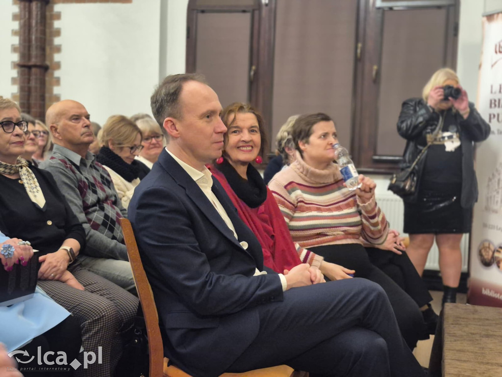 Maria Pakulnis gościła w bibliotece