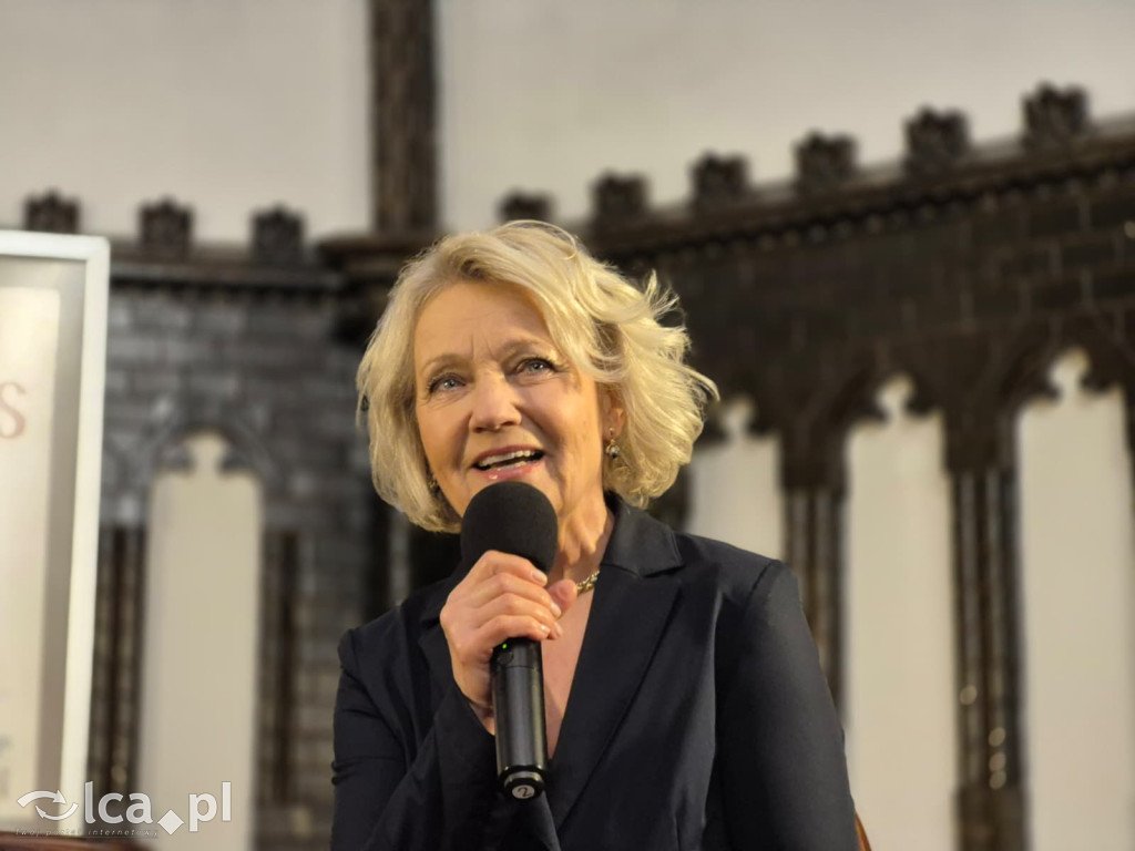 Maria Pakulnis gościła w bibliotece