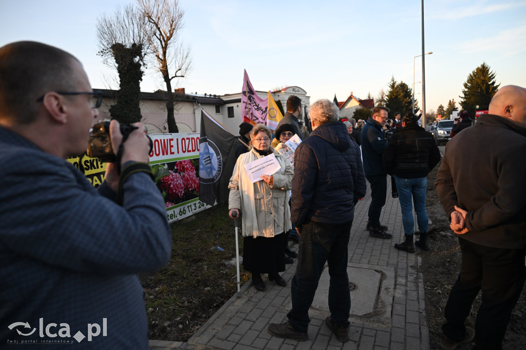 Protest przeciw zaproszeniu Roberta Bąkiewicza