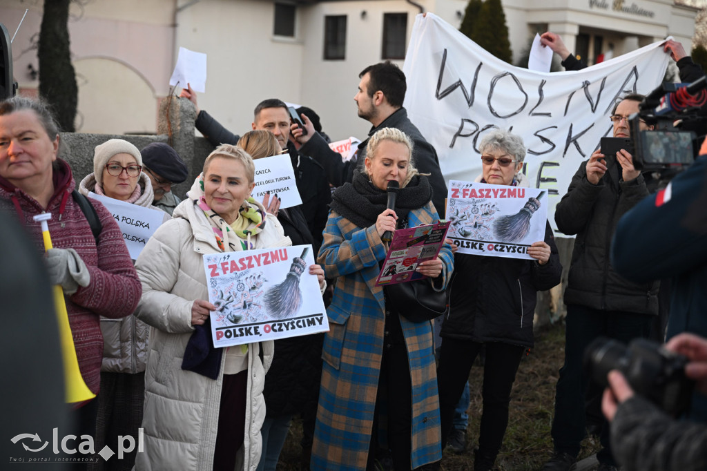 Protest przeciw zaproszeniu Roberta Bąkiewicza
