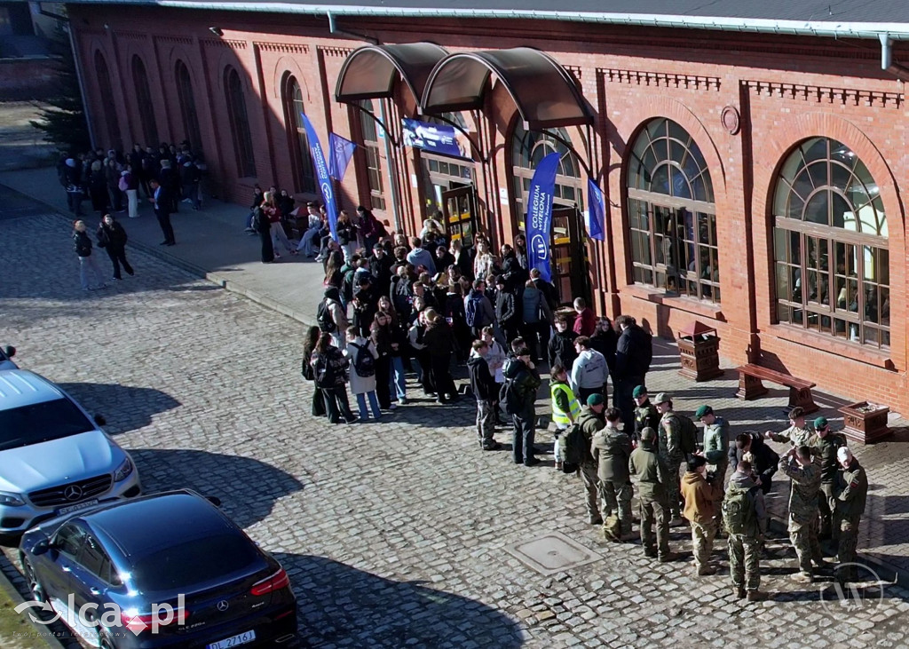 Tłumy na Dniu Otwartym uczelni