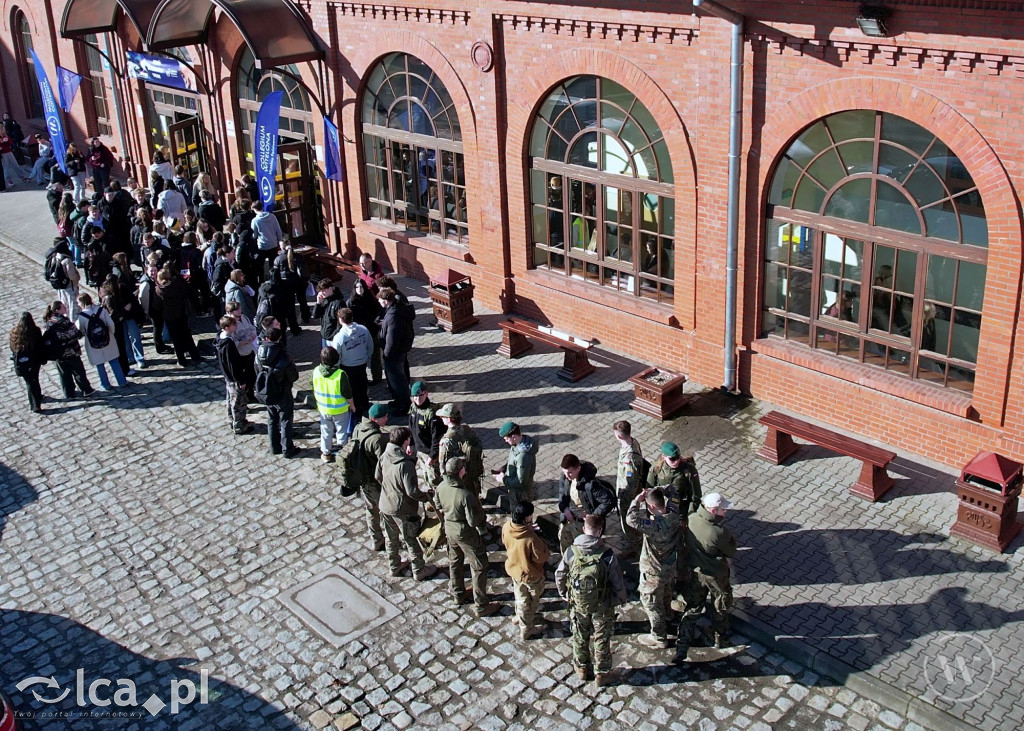 Tłumy na Dniu Otwartym uczelni