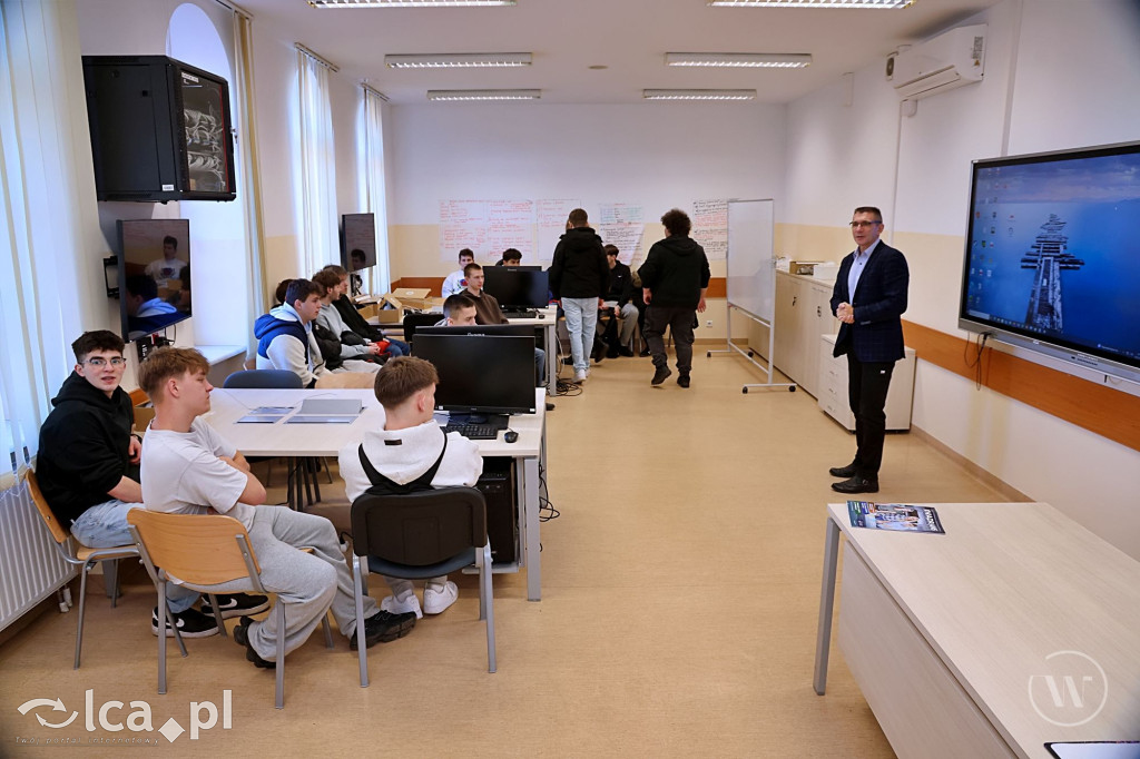 Tłumy na Dniu Otwartym uczelni