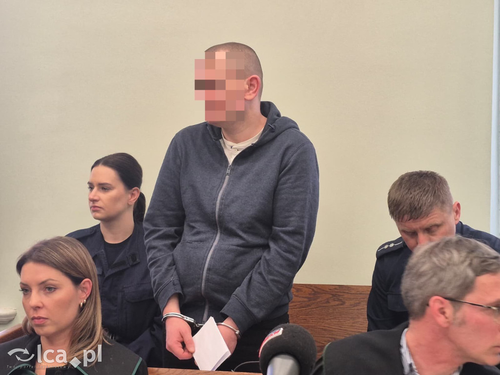 Prokuratura żąda dożywocia i 12 lat