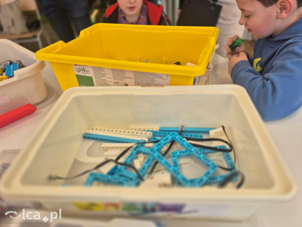 Roboty i AI w Centrum Witelona