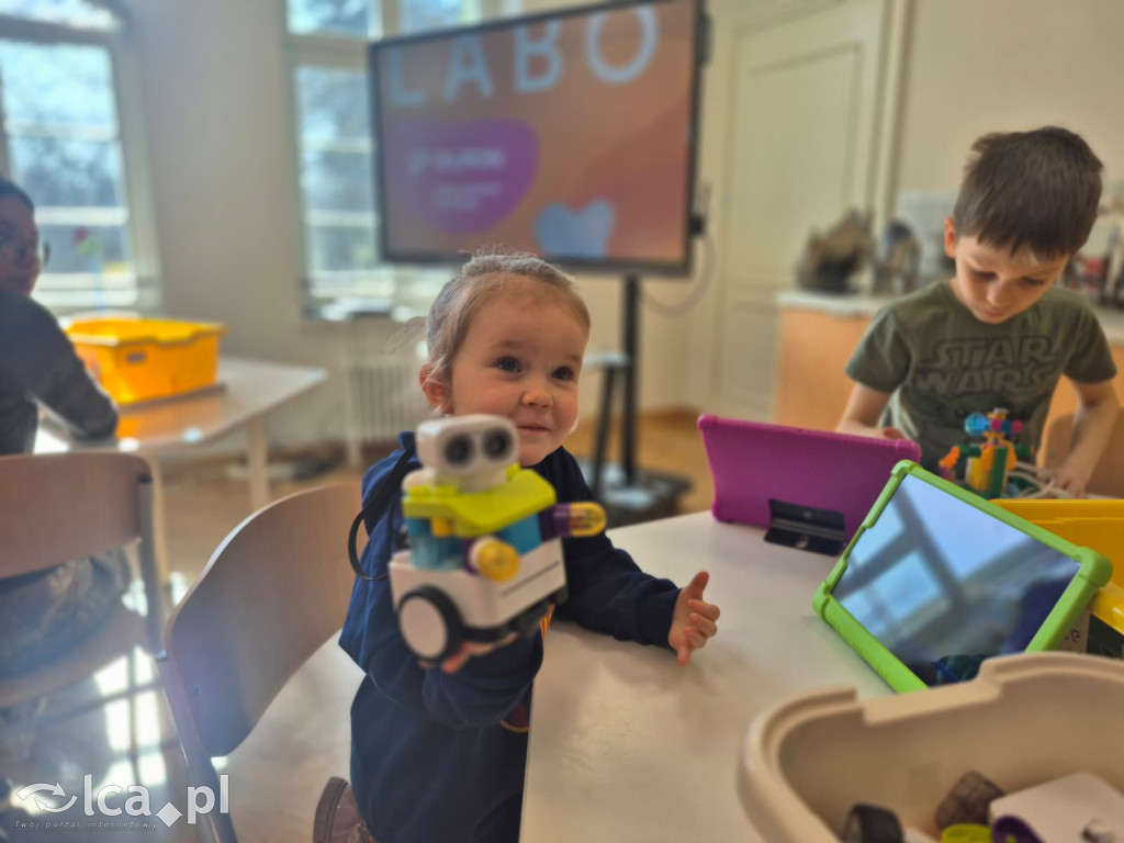 Roboty i AI w Centrum Witelona