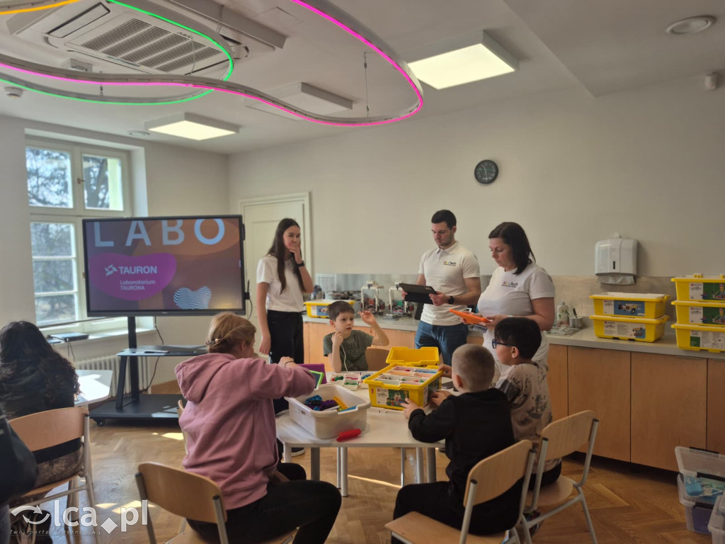 Roboty i AI w Centrum Witelona