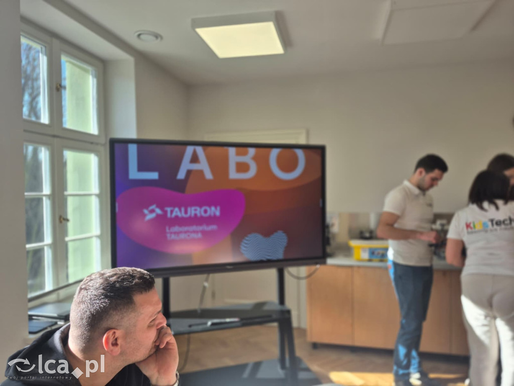 Roboty i AI w Centrum Witelona