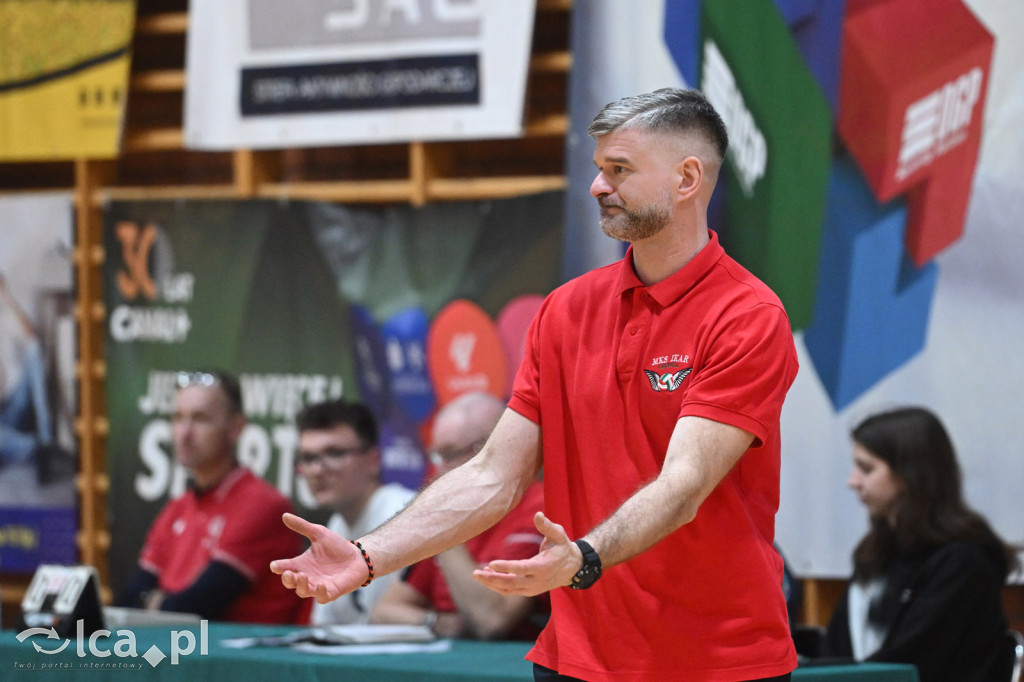 Ikar wygrywa 3:0 na zakończenie sezonu