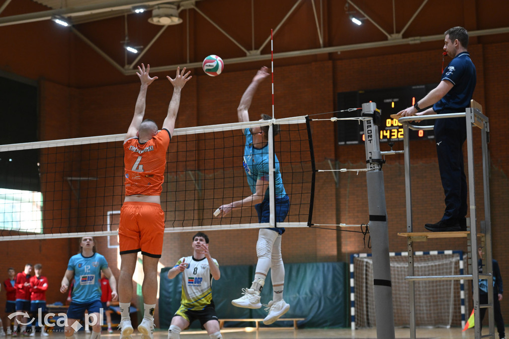 Ikar wygrywa 3:0 na zakończenie sezonu