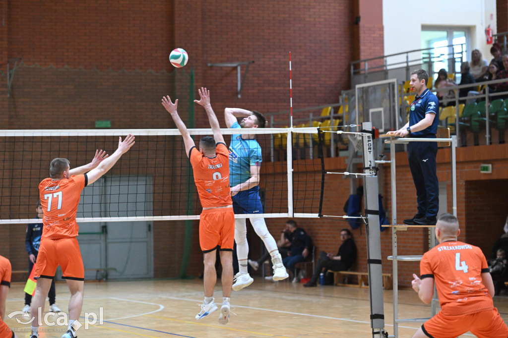 Ikar wygrywa 3:0 na zakończenie sezonu