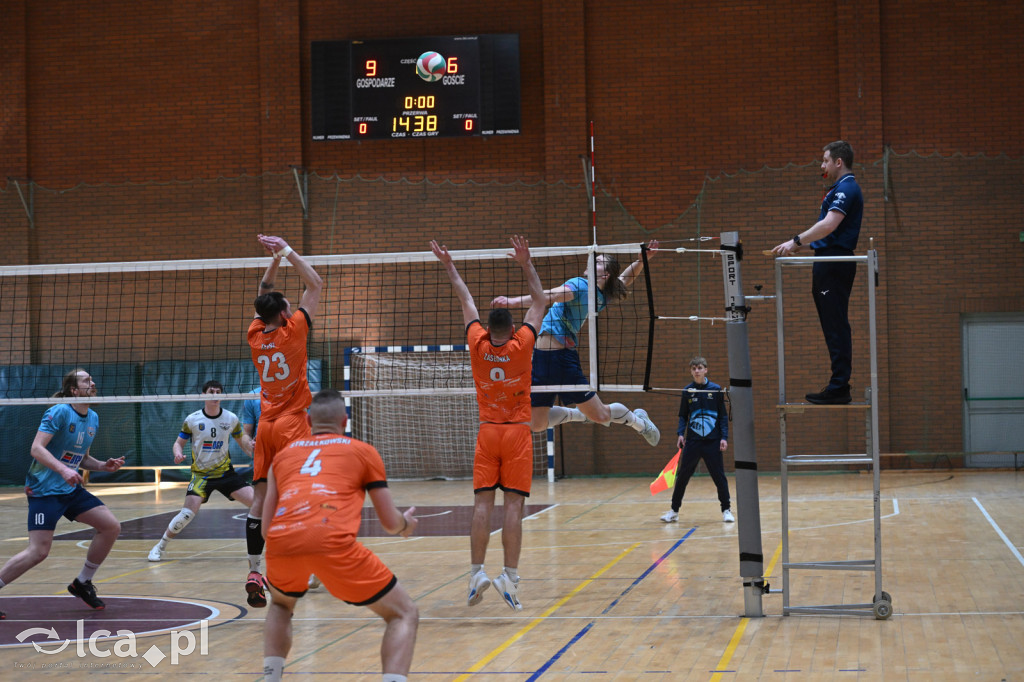 Ikar wygrywa 3:0 na zakończenie sezonu