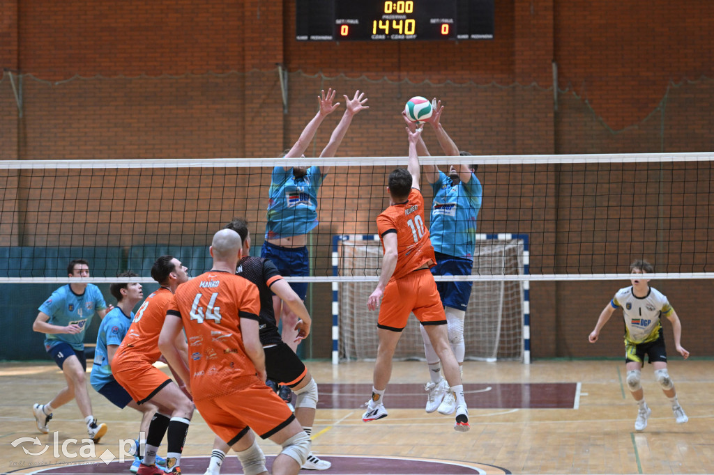 Ikar wygrywa 3:0 na zakończenie sezonu