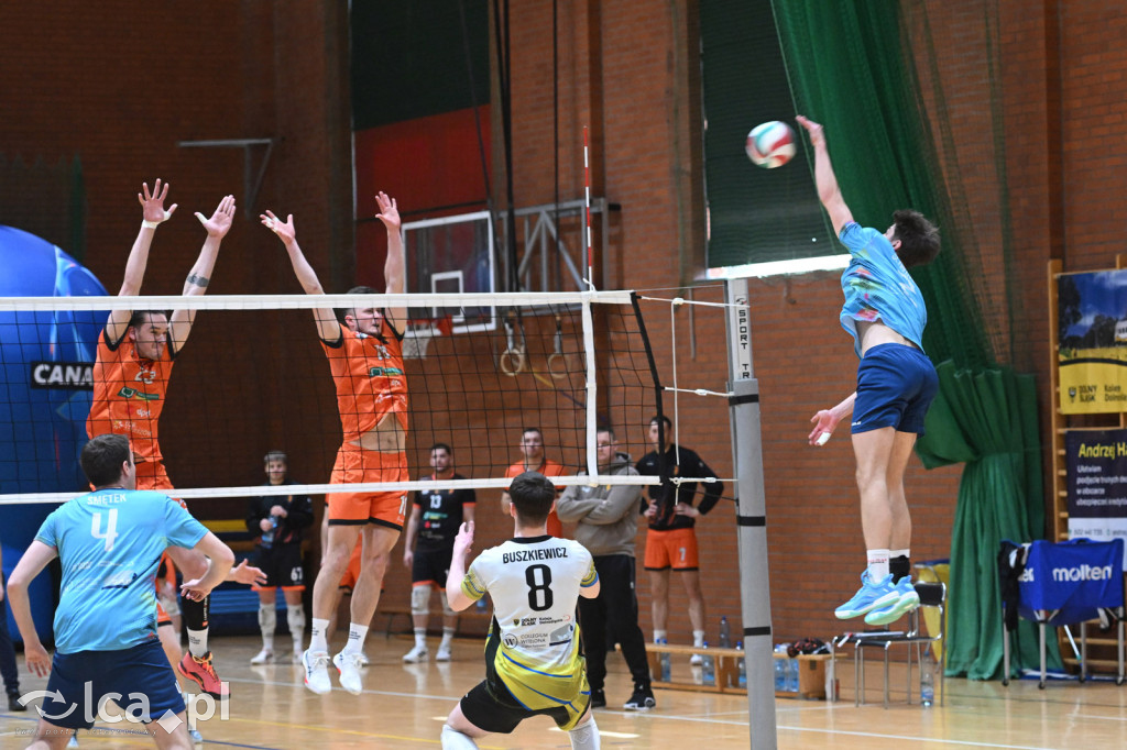 Ikar wygrywa 3:0 na zakończenie sezonu